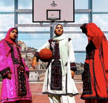 Hossinzehi Sisters